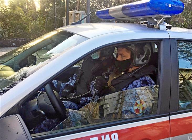 В Крыму росгвардейцы задержали нарушителя общественного порядка, оказавшего им сопротивление