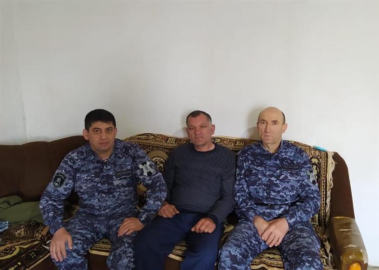 В Дагестане росгвардейцы навестили коллег – ликвидаторов последствий чернобыльской катастрофы
