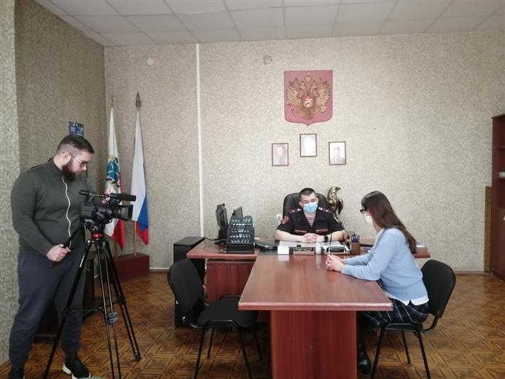 Журналисты телекомпании «Энгельсское телевидение» побывали в гостях у сотрудников вневедомственной охраны Росгвардии 