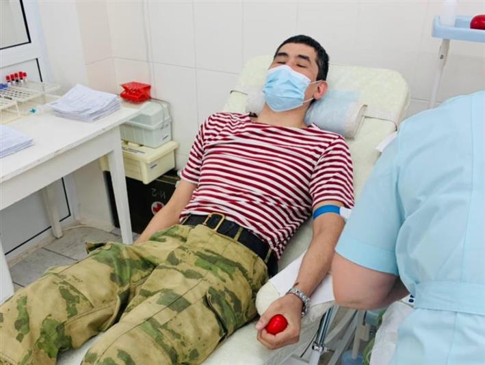 В Хакасии Росгвардия поучаствовала во всероссийской донорской акции ко Дню космонавтики 