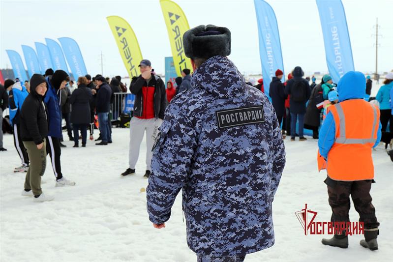 Офицеры Уральского округа Росгвардии стали абсолютными победителями VIII Югорского лыжного марафона 