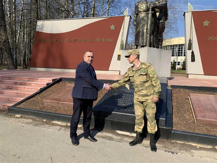 В Нижегородской области росгвардейцы провели субботник в «Парке Победы»