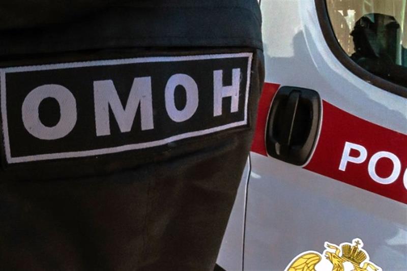 При участии ОМОН Росгвардии проведены проверки увеселительных заведений Архангельска