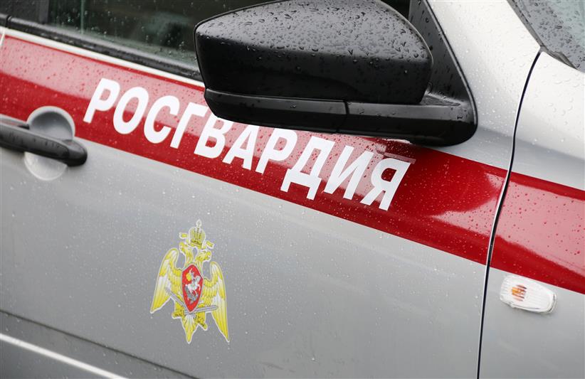 Росгвардейцы задержали подозреваемого в попытке вскрыть банкомат в Подмосковье