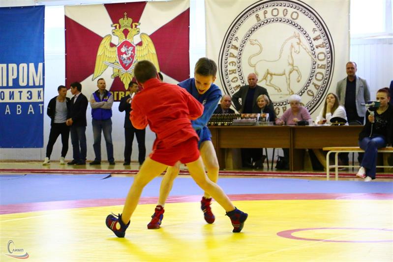 Проводимый при поддержке Росгвардии чемпионат Центрального федерального округа по самбо стартовал во Владимирской области 