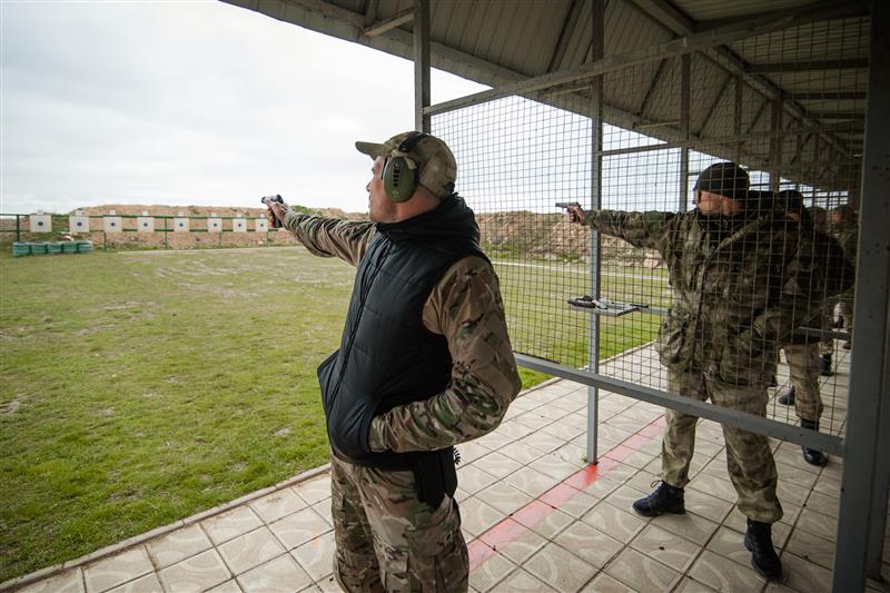 Чемпионат Южного округа Росгвардии по стрельбе из табельного оружия завершился в Крыму