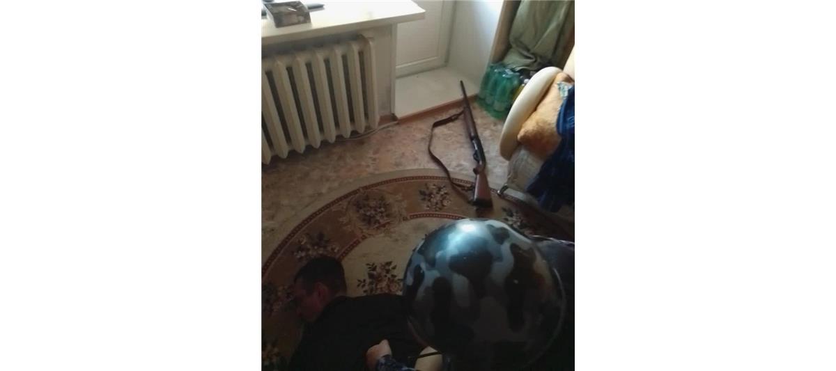 В Нижнем Новгороде сотрудники Росгвардии задержали мужчину, открывшего стрельбу с балкона жилого дома