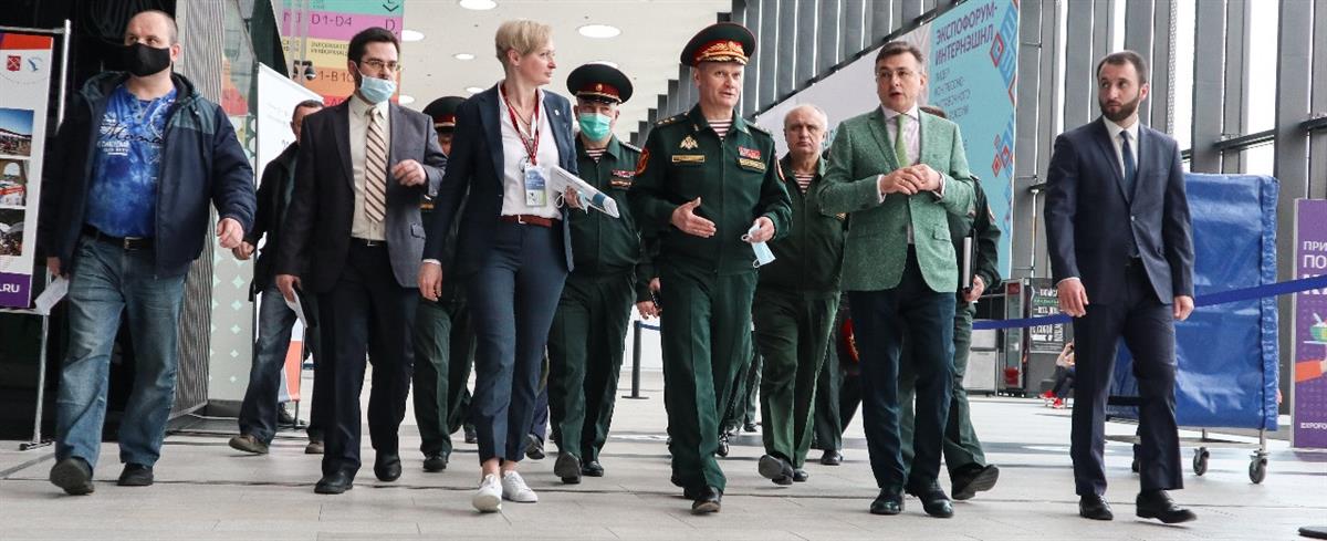 Росгвардия впервые проведёт масштабную международную выставку техники и вооружения