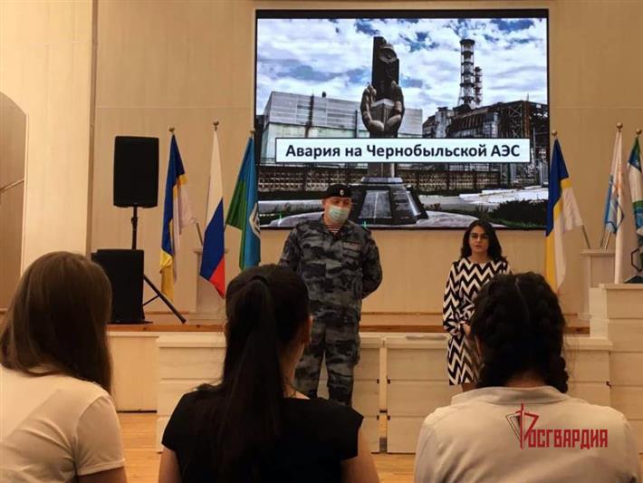 В Югре Росгвардия приняли участие в памятных мероприятиях, посвященных 35-летию аварии на Чернобыльской АЭС (видео)