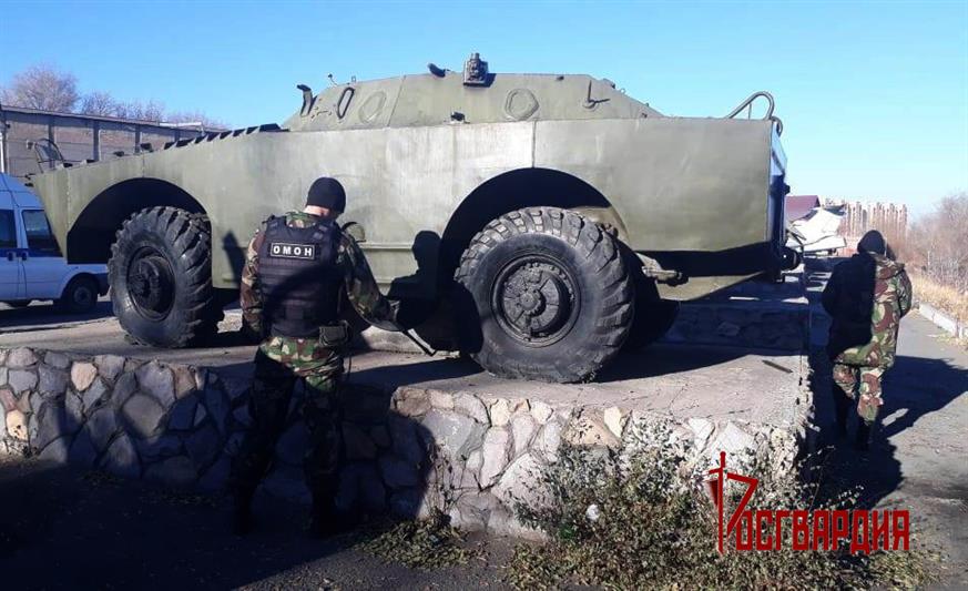 Бойцы магнитогорского ОМОН обеспечивают безопасность мест призыва граждан на военную службу 