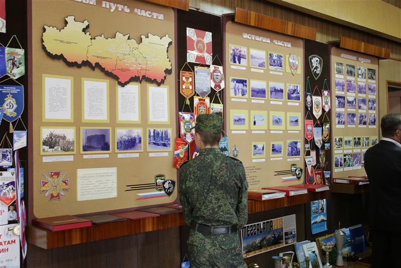 В Кабардино-Балкарии кадеты и студенты посетили воинскую часть Росгвардии