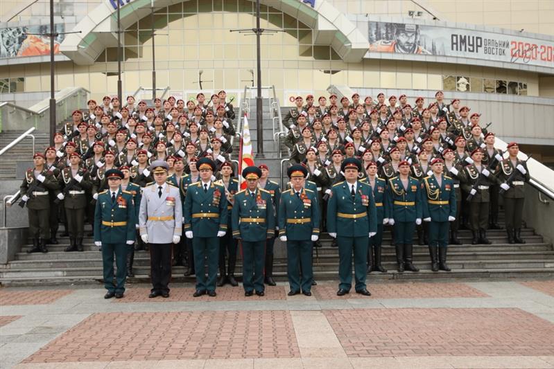 Росгвардейцы Восточного округа приняли участие в парадах Победы