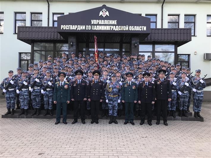 В Калининграде прошло торжественное награждение личного состава парадного расчета Росгвардии