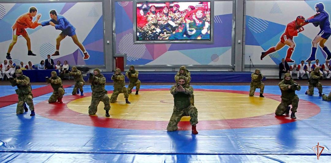 Курсанты Новосибирского военного института Росгвардии завоевали медали всероссийских соревнований по боевому самбо