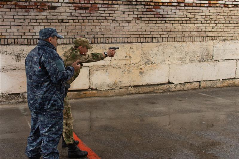 Сборная команда Сибирского округа войск национальной гвардии вошла в тройку лидеров в соревнованиях по стрельбе из боевого ручного стрелкового оружия
