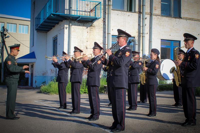 В Чебоксарах состоялась торжественная отправка призывников для прохождения службы в Росгвардии
