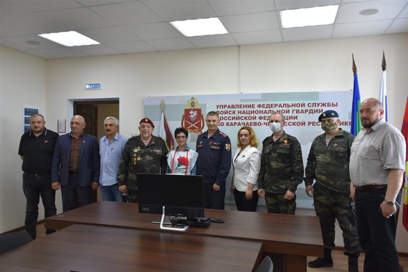 Росгвардейцы Карачаево-Черкесии присоединились к всероссийской благотворительной акции