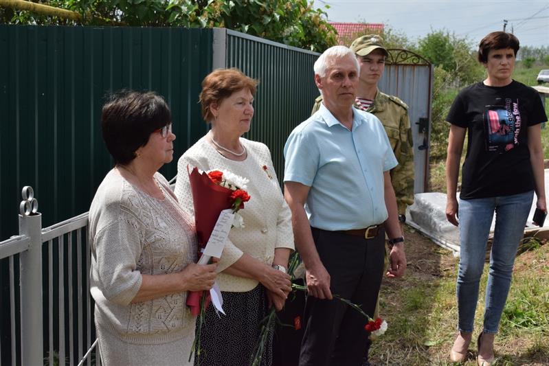 В Татарстане установили мемориальную доску Герою России лейтенанту Алексею Козину, погибшему при исполнении воинского долга