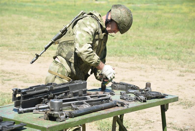 Военнослужащие Северо-Кавказского округа Росгвардии примут участие во всеармейском конкурсе «Мастер-оружейник – 2021»