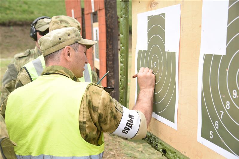 В грозненском соединении Росгвардии состоялся чемпионат по служебному биатлону и легкоатлетическому кроссу