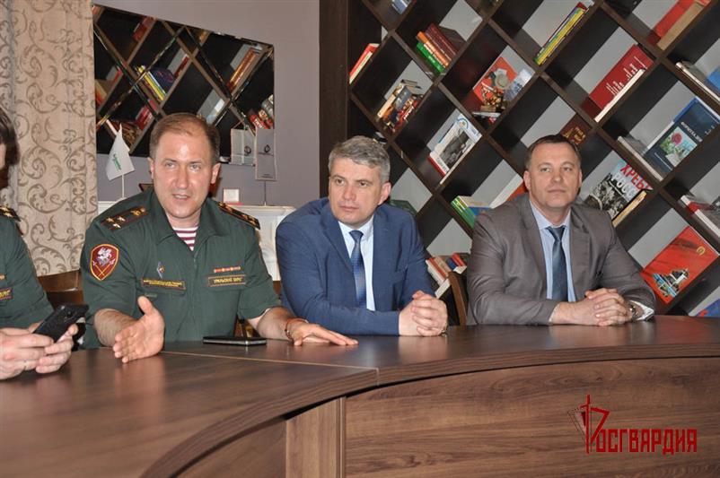 В Екатеринбурге завершился учебно-методический сбор начальников пресс-служб Росгвардии