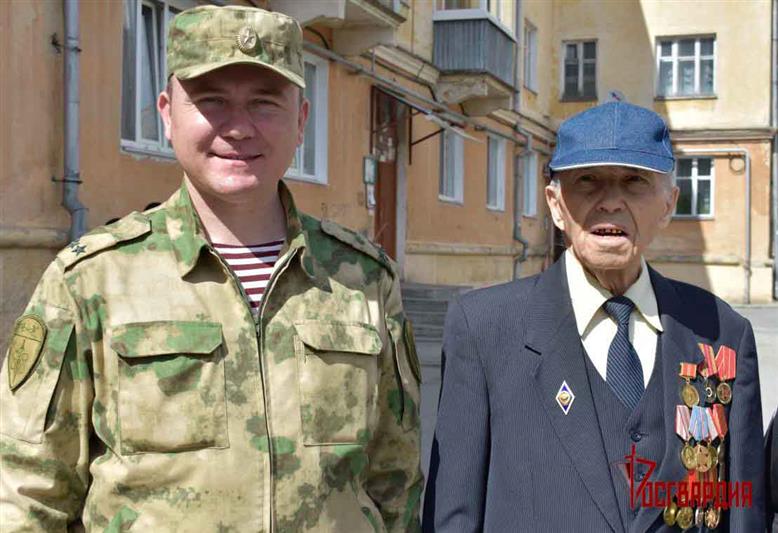 В Лесном и Миассе ветераны Великой Отечественной войны получили персональные поздравления от Росгвардии (видео) 