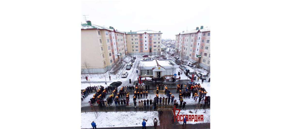 На Ямале Росгвардия приняла участие во флэшмобе «Победа!» 
