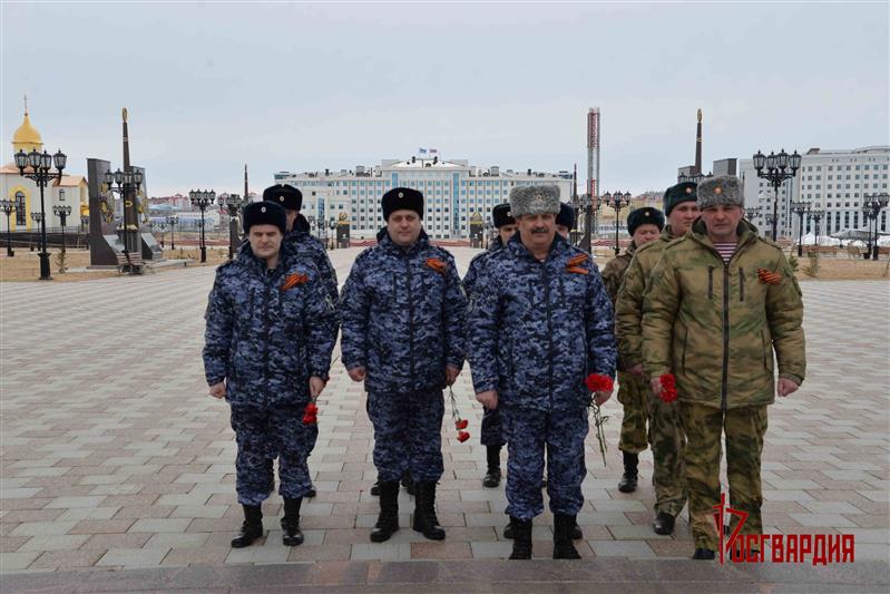 На Ямале Росгвардия присоединилась ко Всероссийскому ведомственному автопробегу в честь 9 Мая 