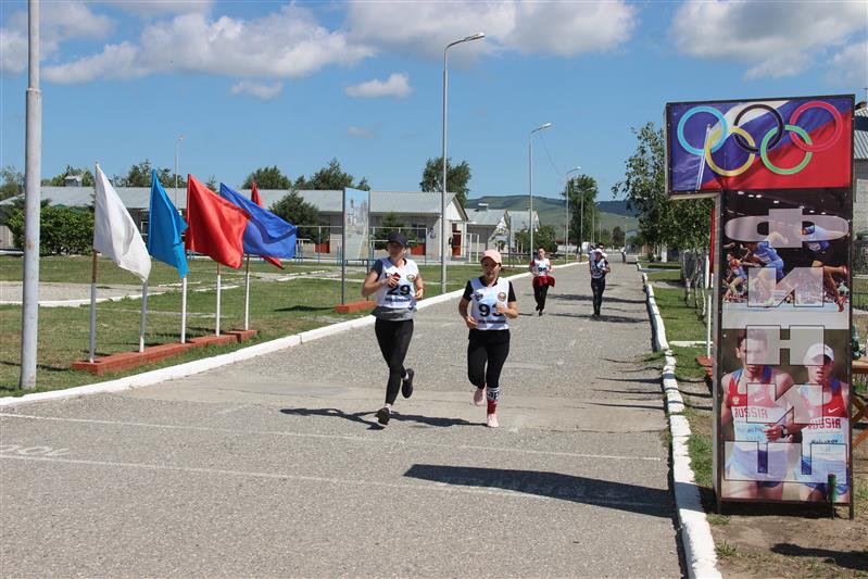 В грозненском соединении Росгвардии состоялся чемпионат по служебному биатлону и легкоатлетическому кроссу