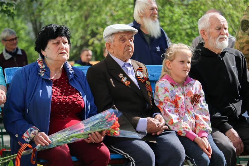 В Ставрополе росгвардейцы поздравили ветерана Великой Отечественной войны с Днем Победы