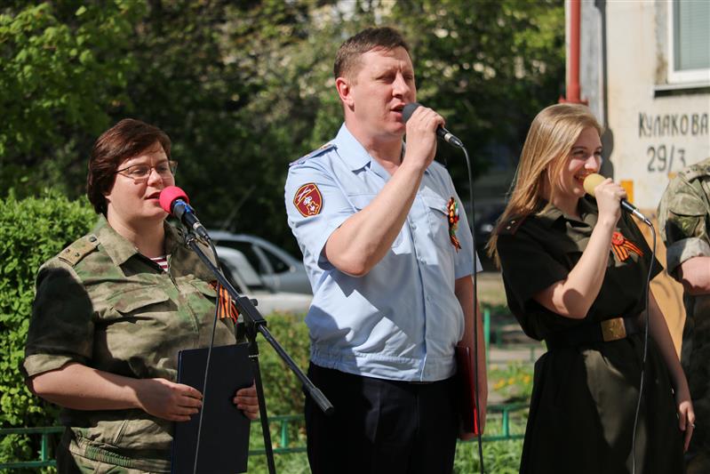В Ставрополе росгвардейцы поздравили ветерана Великой Отечественной войны с Днем Победы