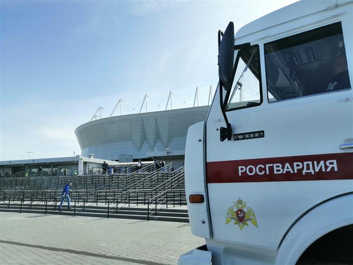 Донские росгвардейцы обеспечили правопорядок во время матча между футбольными клубами «Ростов» и «Тамбов»