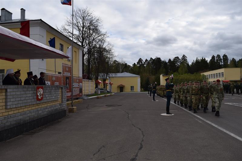 Саровскую дивизию Росгвардии посетил митрополит Нижегородский и Арзамасский Георгий