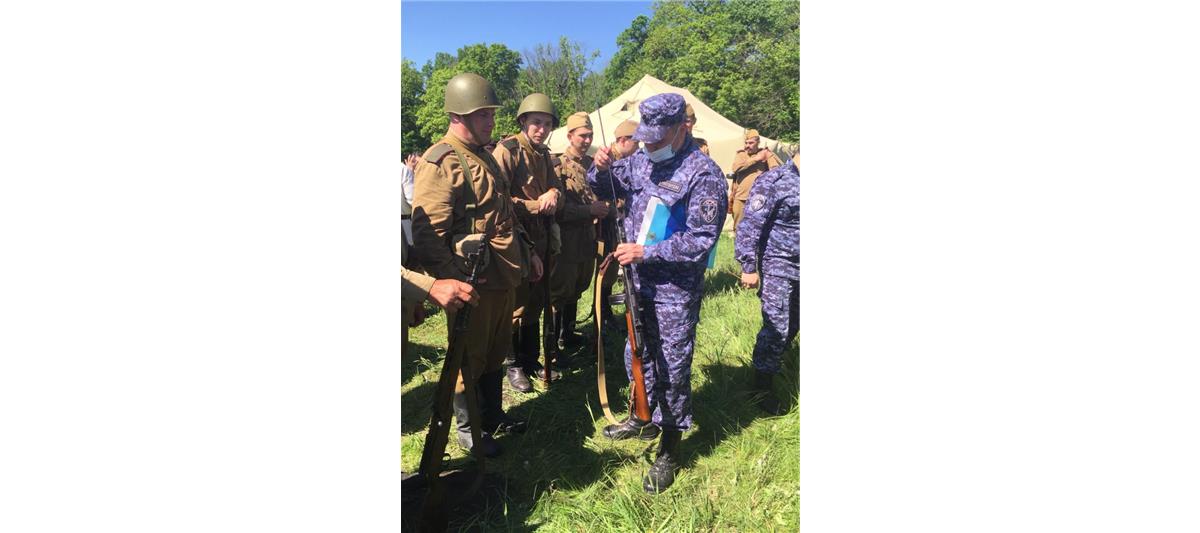 Росгвардия приняла участие в обеспечении безопасности военно-исторического фестиваля в Белгородской области
