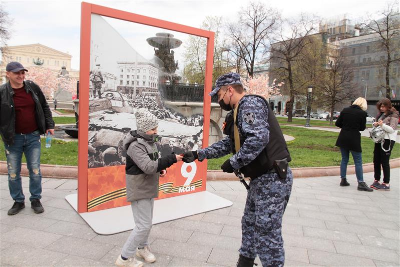 Столичные росгвардейцы приняли участие в патриотической акции «Георгиевская лента»(фото, видео)