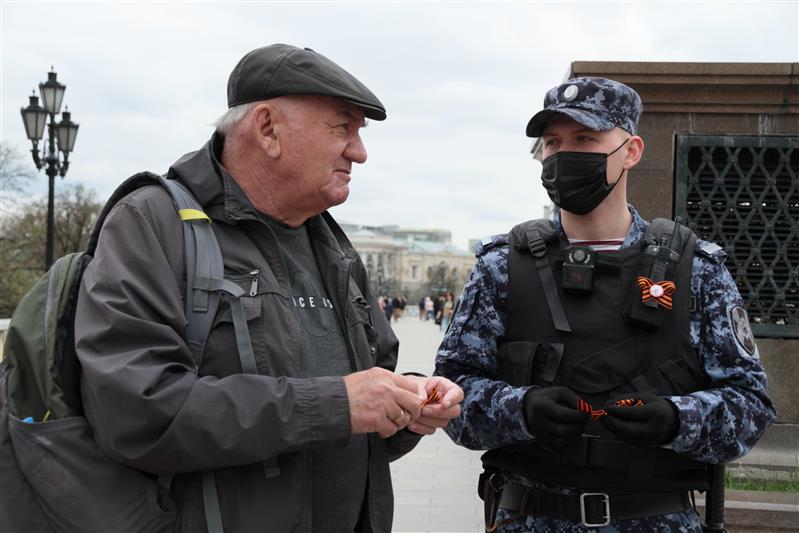 Столичные росгвардейцы приняли участие в патриотической акции «Георгиевская лента»(фото, видео)