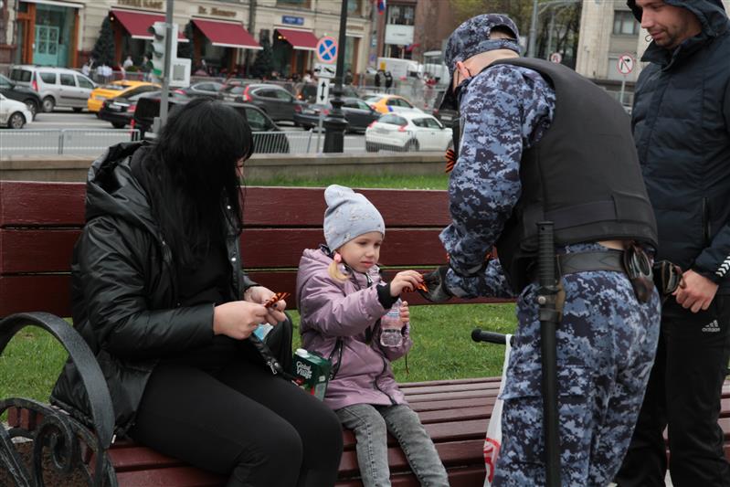 Столичные росгвардейцы приняли участие в патриотической акции «Георгиевская лента»(фото, видео)