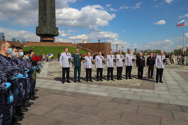 В Москве сотрудники Росгвардии провели памятные мероприятия, посвященные Дню Победы