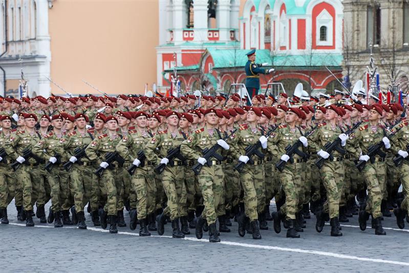Военнослужащие Росгвардии приняли участие в генеральной репетиции военного парада в честь Дня Победы