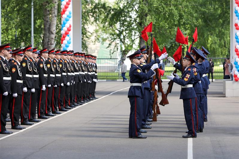 В МПКУ имени М. А. Шолохова Росгвардии состоялся последний звонок