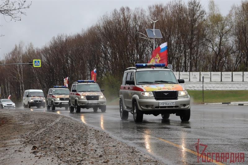 В Хабаровске росгвардейцы присоединились к Всероссийскому автопробегу «Вахта памяти. Сыны великой победы»