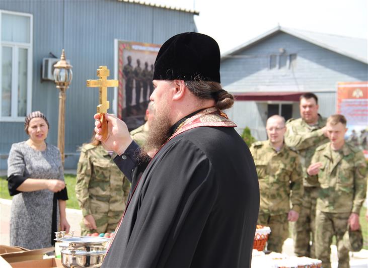  В Объединенной группировке войск (сил) на Северном Кавказе состоялся пасхальный молебен