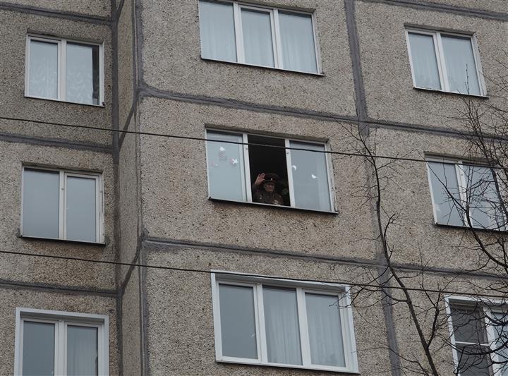 В Приволжье росгвардейцы провели патриотическую акцию «Парад у дома ветерана»