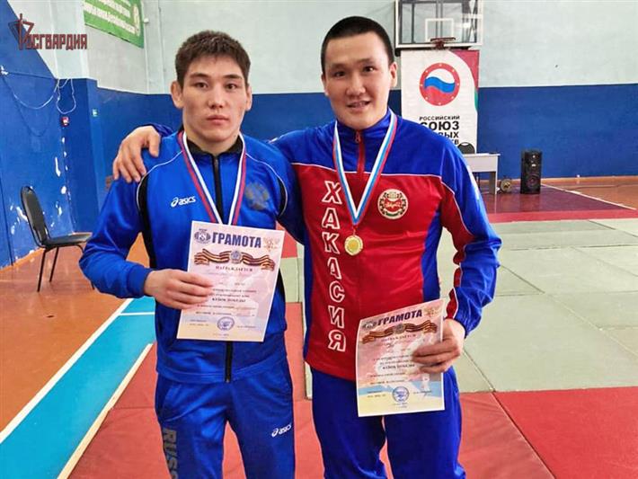 Сотрудник Росгвардии по Хакасии выиграл турнир по рукопашному бою 
