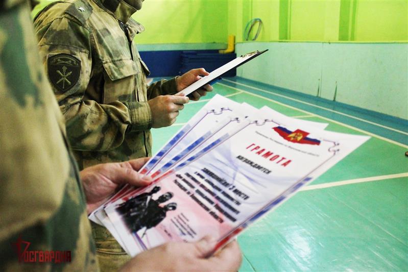 Росгвардия провела спортивный праздник для воспитанников воронежского детского дома