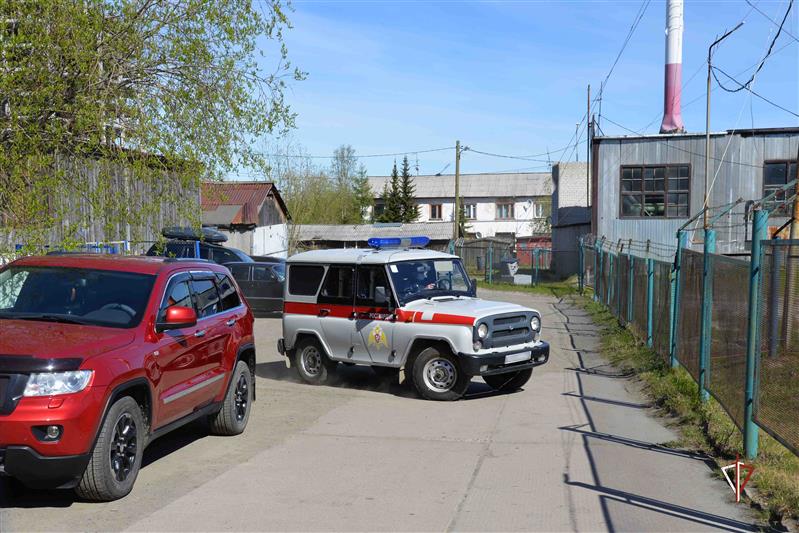 На Ямале журналисты понаблюдали за практической тренировкой сотрудников Росгвардии