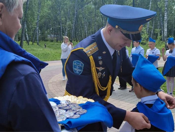 В Кузбассе летчики Росгвардии стали наставниками «юных леоновцев»