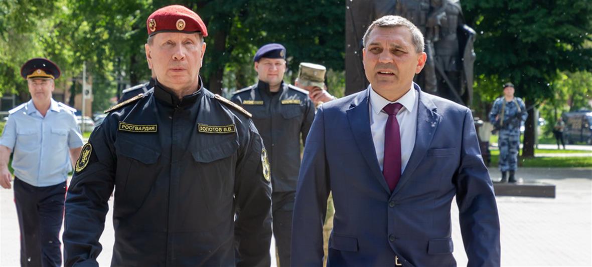 Директор Росгвардии генерал армии Виктор Золотов открыл новый центр лицензионно-разрешительной работы в Рязани