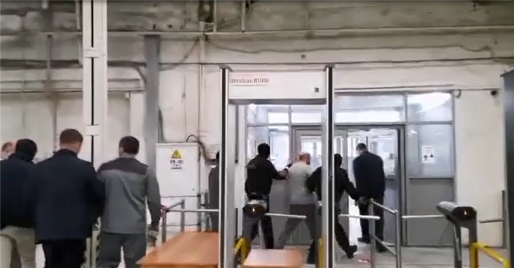 При содействии ульяновского ОМОН Росгвардии пресечена деятельность организованной группы, подозреваемой в краже с крупного городского предприятия  