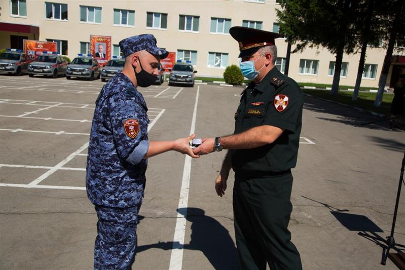 Тульские росгвардейцы получили новые патрульные автомобили 